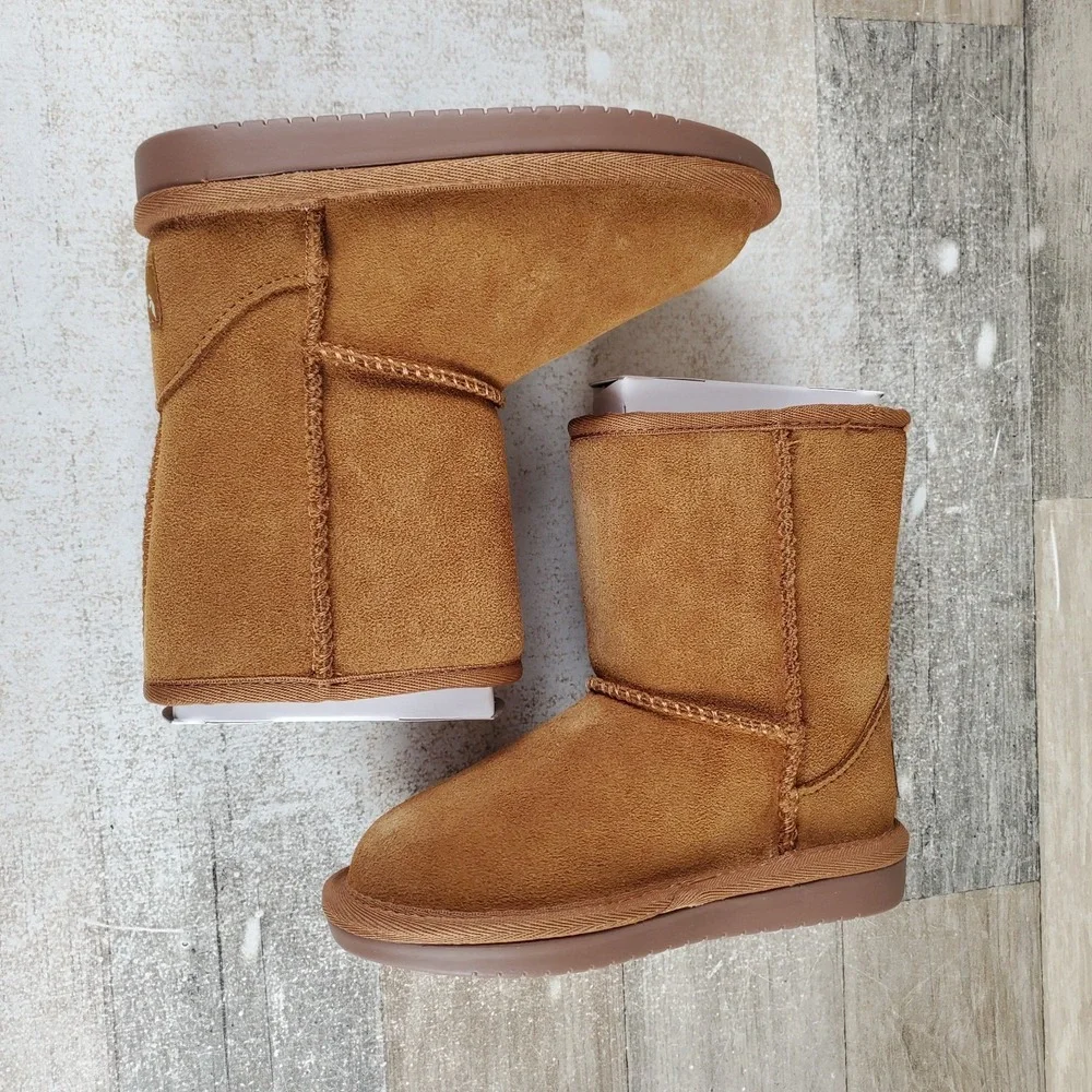 Koolaburra by UGG Kids Koola Short Boots Sz 9 Chestnut Suede Faux Fur Lined